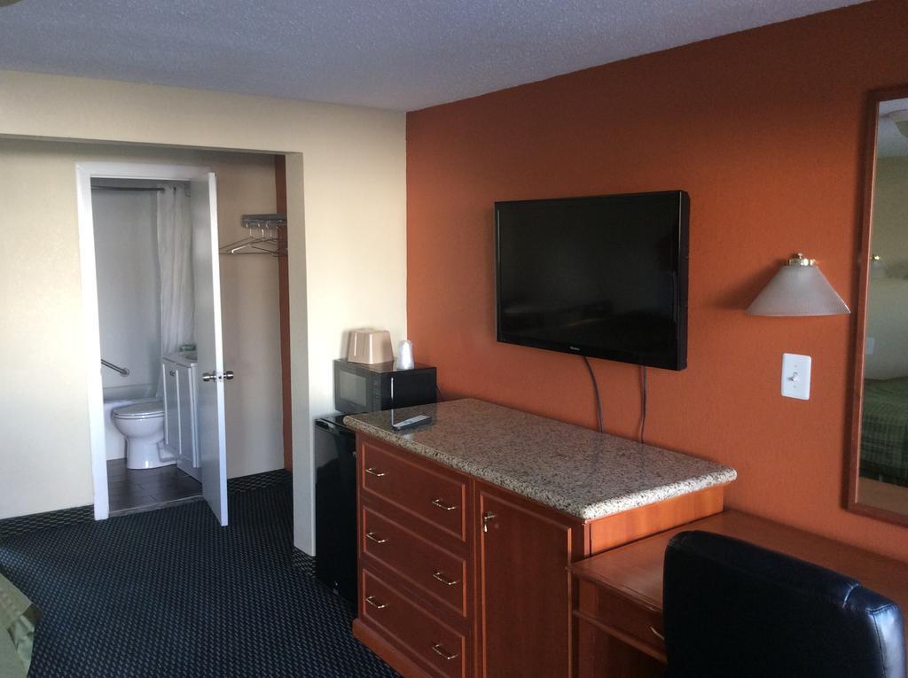 Royal Inn Tonawanda Kültér fotó
